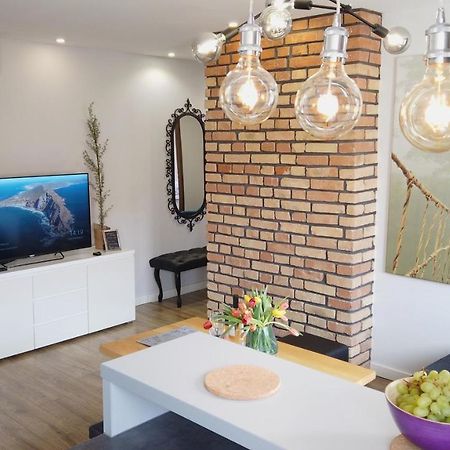 Apartament Bieszczady Apartment Ustrzyki Dolne Ngoại thất bức ảnh